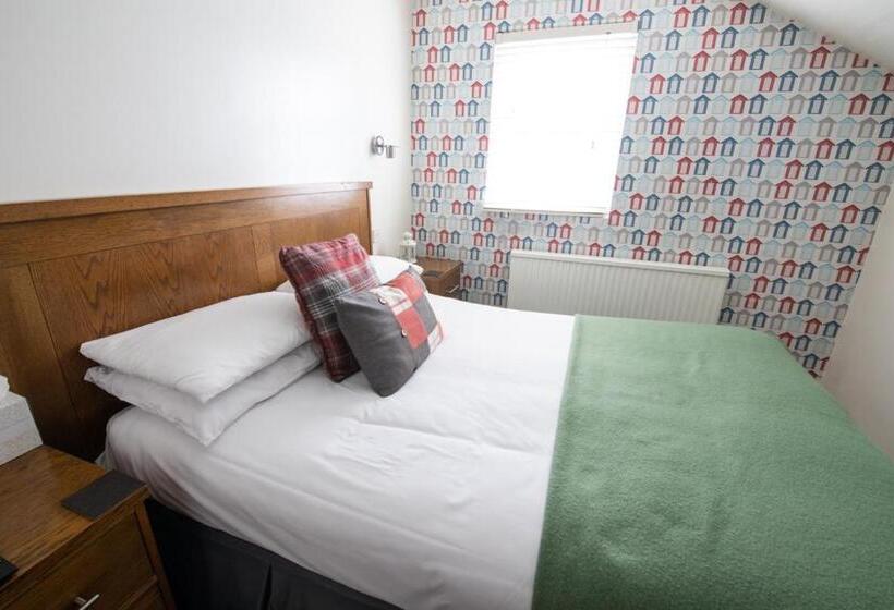 Family Suite, The Nines