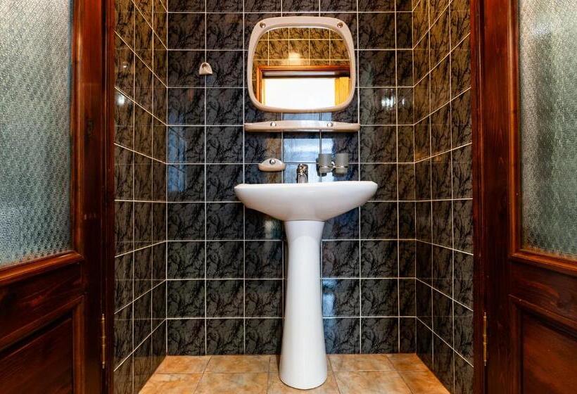 バルコニー付きスタンダードルーム, Voskresensky