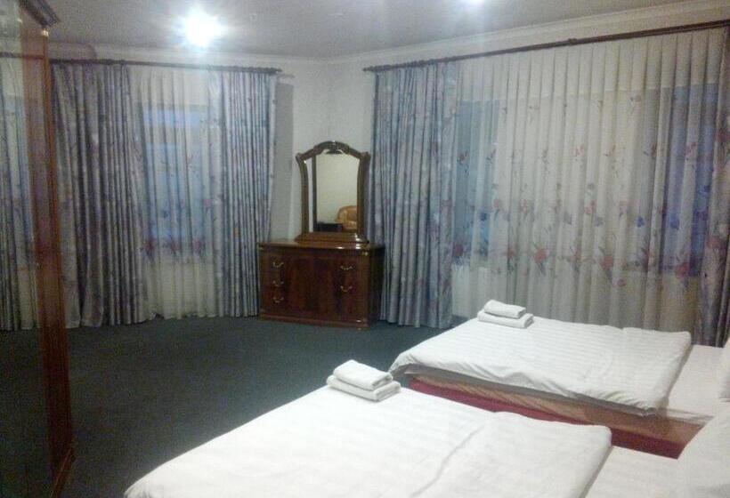 スタンダードルーム, Voskresensky