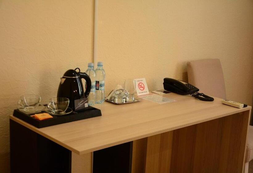 キングサイズベッドのスタンダードルーム, Voskresensky