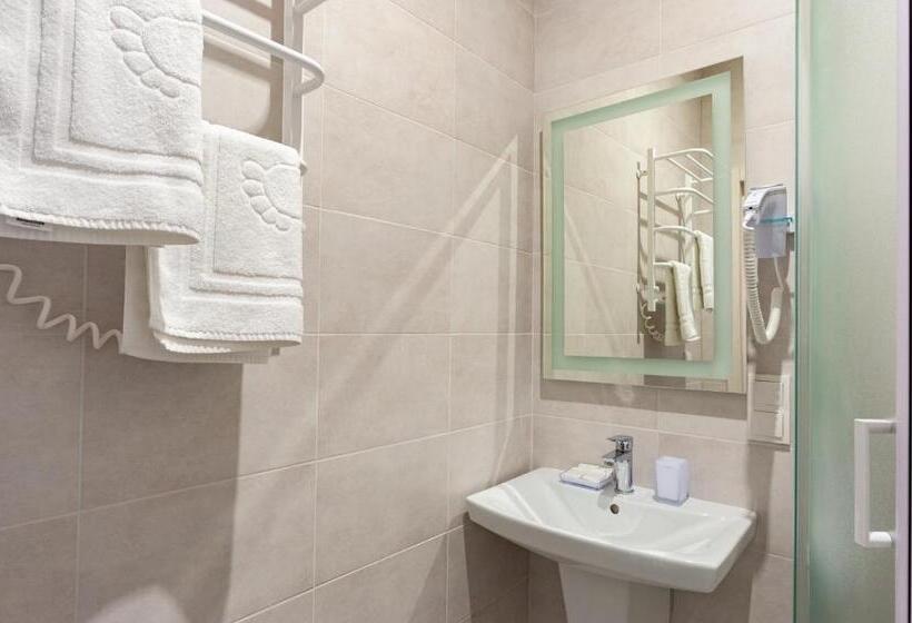 スーペリアールーム, Voskresensky