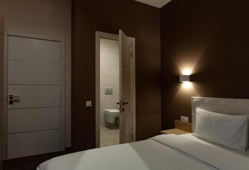 スーペリアールーム, Voskresensky