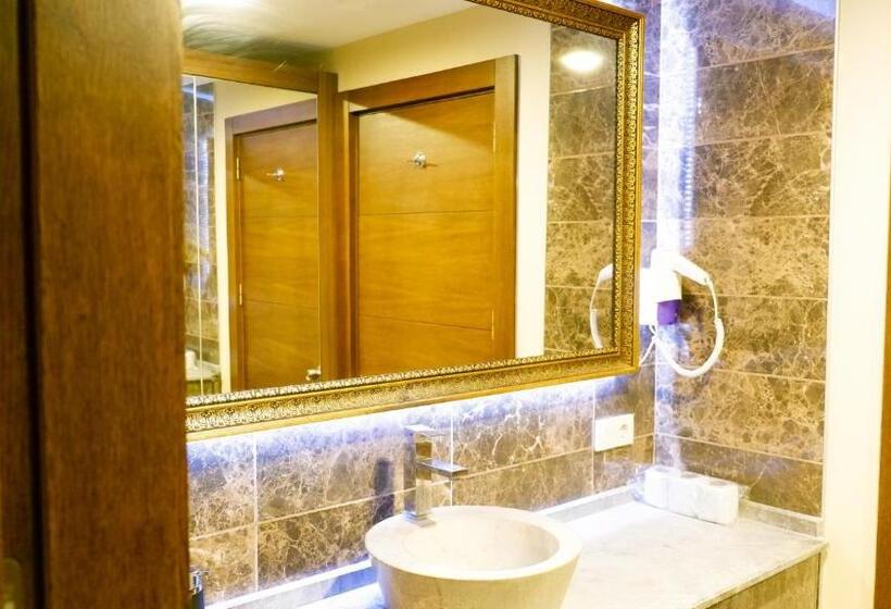 غرفة قياسية, Labella Bergama