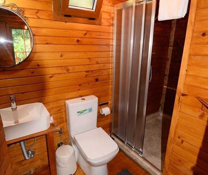 استودیوی استاندارد, Otantik Tas Ev