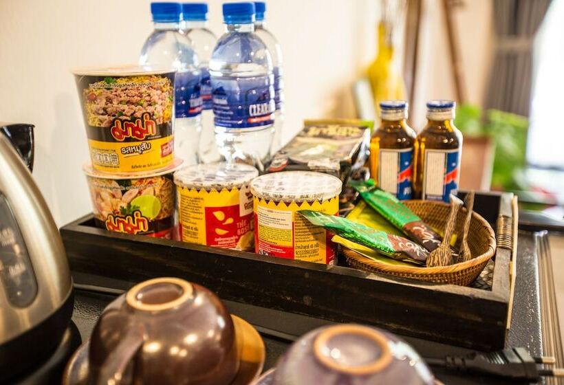 سوئیت با چشم‌انداز رودخانه, Sannot Riverside Boutique