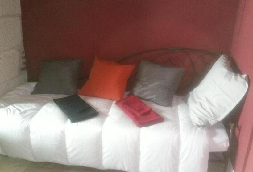 デラックスルーム, La Capitainerie