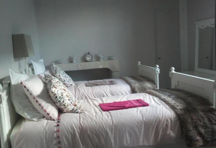 スタンダードルーム, La Capitainerie