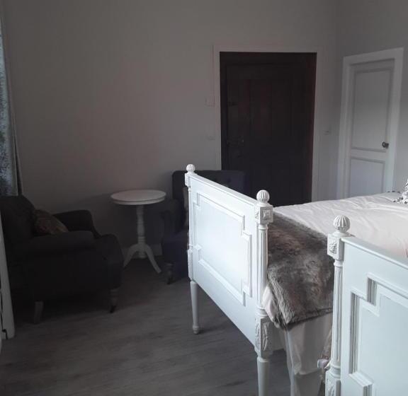 スタンダードルーム, La Capitainerie