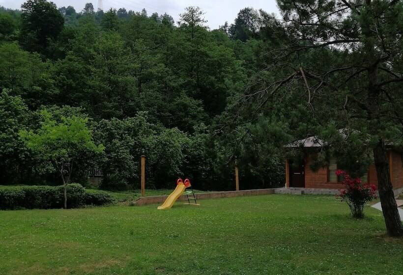 舒适三人间, Pinar Kir Evi