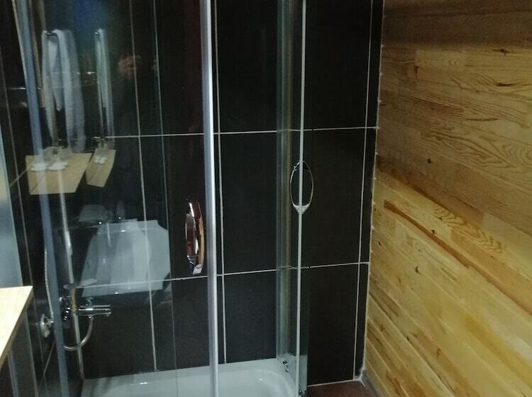 프리미엄 스튜디오, Pinar Kir Evi