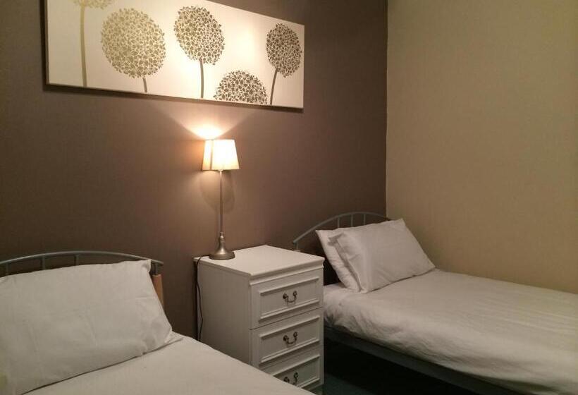 اتاق استاندارد با سرویس بهداشتی مشترک, St Annes Guest House