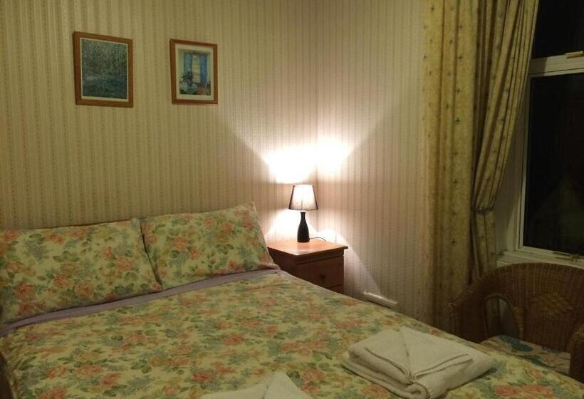 バス共有のスタンダードルーム, St Annes Guest House