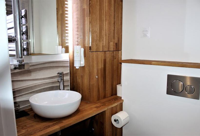 Студия Стандарт, Rioshouse George Inn