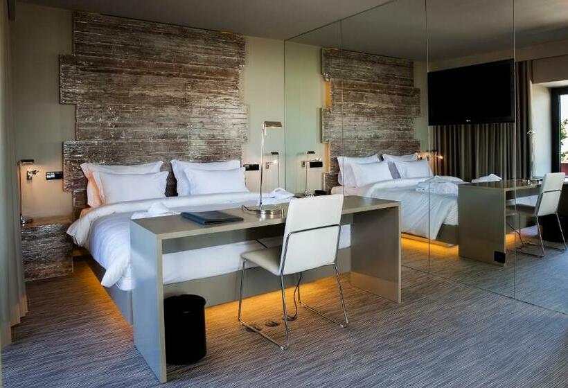 Junior Suite, Vitoria Stone