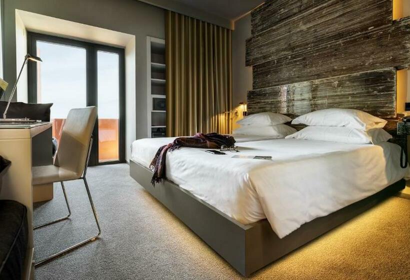 Classic Værelse, Vitoria Stone