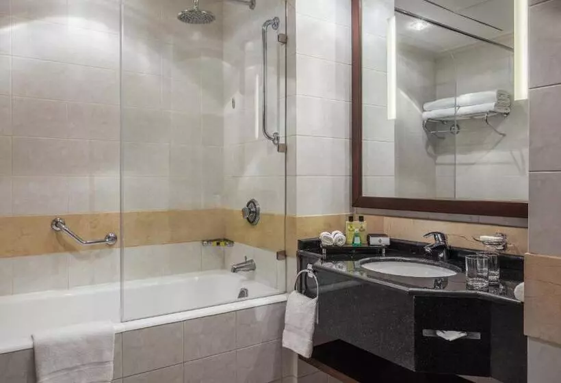 اتاق دلوکس با تخت کینگ و چشمانداز, Intercontinental Dar Al Iman Madinah, An Ihg
