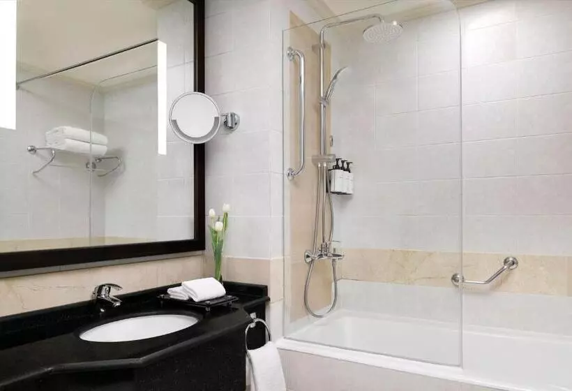 اتاق استاندارد با چشمانداز شهر, Intercontinental Dar Al Iman Madinah, An Ihg