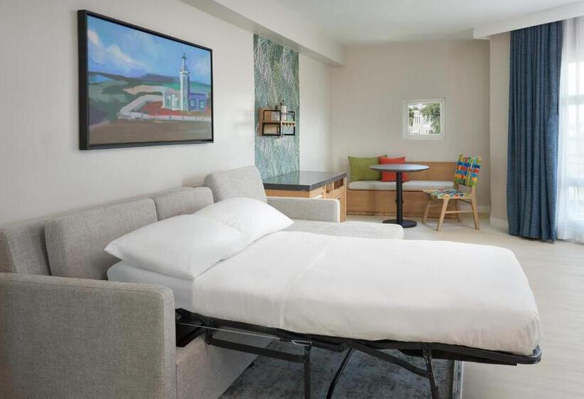 سوئیت با تخت بزرگ, Hotel Rumbao, A Tribute Portfolio Hotel