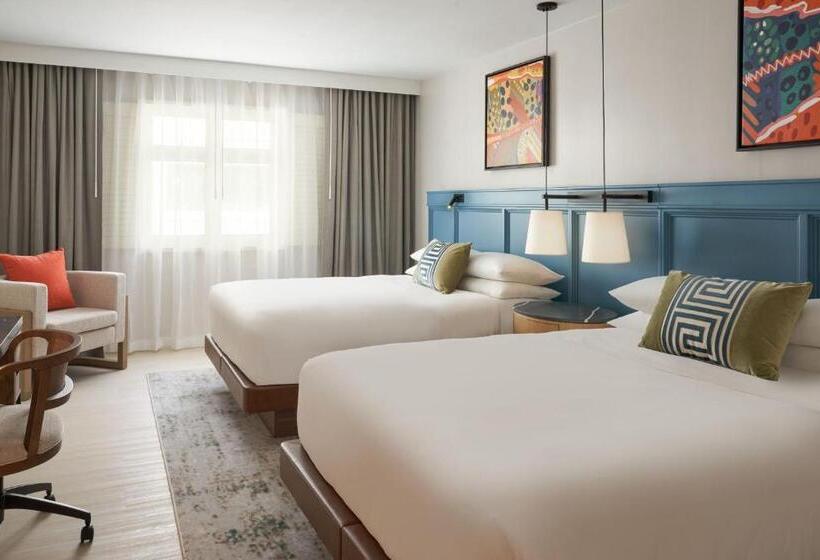 سوئیت با چشمانداز, Hotel Rumbao, A Tribute Portfolio Hotel