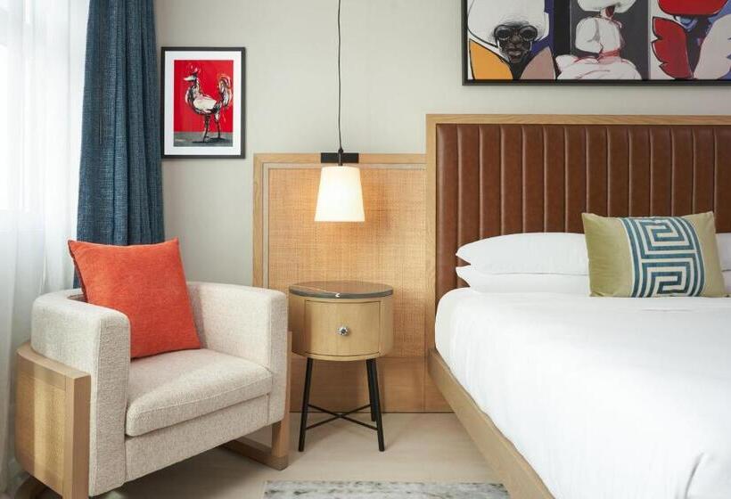 اتاق استاندارد با تخت بزرگ, Hotel Rumbao, A Tribute Portfolio Hotel