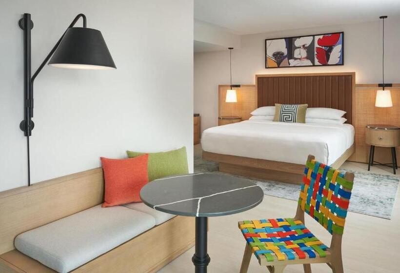 اتاق استاندارد با تخت بزرگ, Hotel Rumbao, A Tribute Portfolio Hotel