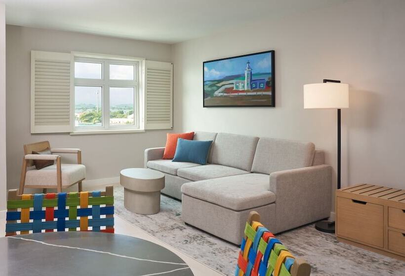 سوئیت با چشمانداز, Hotel Rumbao, A Tribute Portfolio Hotel