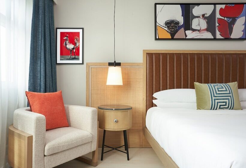 سوئیت با چشمانداز, Hotel Rumbao, A Tribute Portfolio Hotel