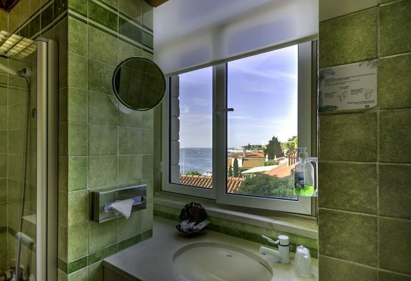 جناح, Solar Palmeiras