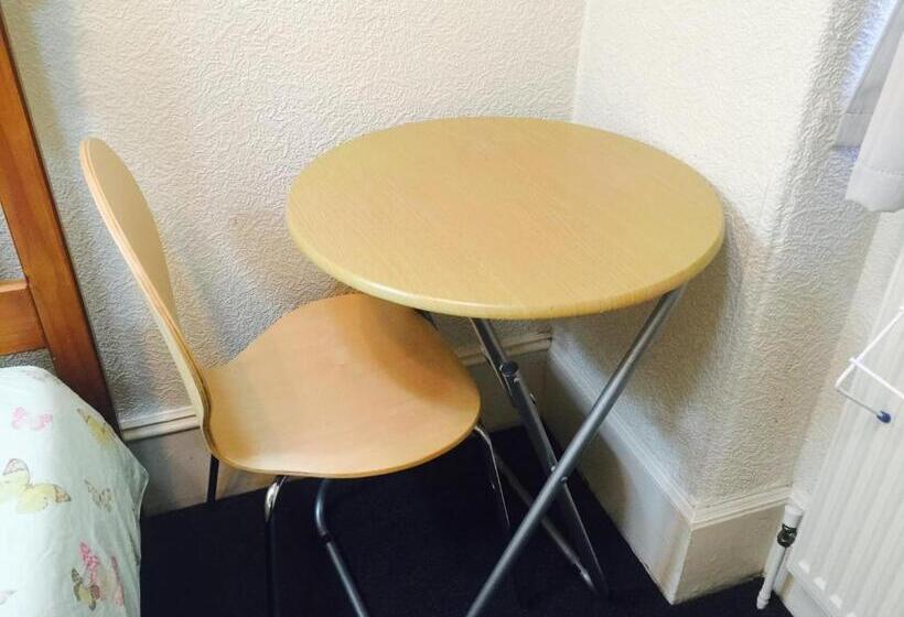 חדר סטנדרט יחיד, Brentwood Villa Bed And Breakfast