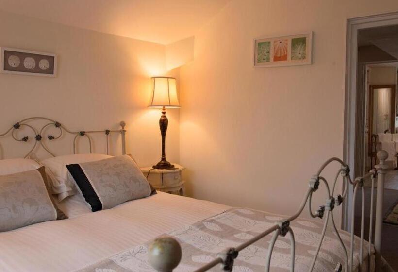 Люкс Кровать Кинг, Ascot House