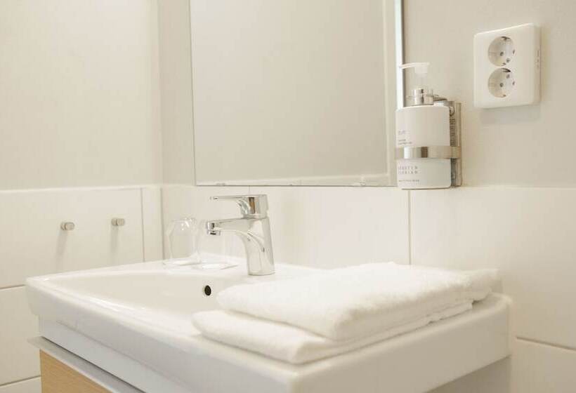 اتاق استاندارد چهار تخته با چشمانداز دریا, Halmstad Golfarena Hotell & Lägenheter