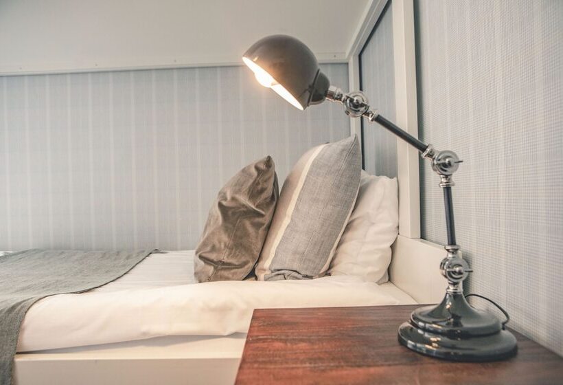 اتاق استاندارد چهار تخته با چشمانداز دریا, Halmstad Golfarena Hotell & Lägenheter