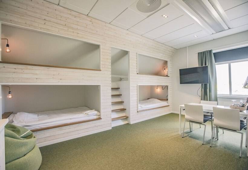 اتاق استاندارد چهار تخته با چشمانداز دریا, Halmstad Golfarena Hotell & Lägenheter