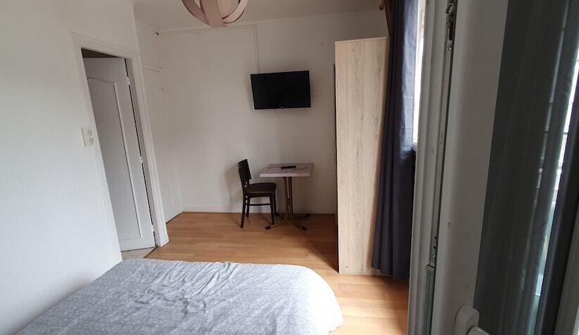 스탠다드 발코니 룸, Hôtel De La Poste