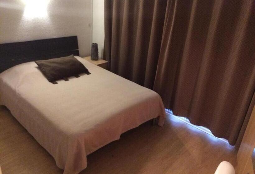 스탠다드 룸, Hôtel De La Poste