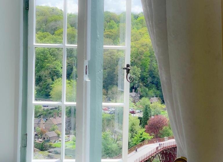 اتاق سوپریور با تخت بزرگ, Heritage View Guest House