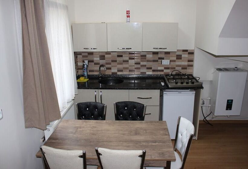 Дом 1 Спальня, Selale Otel Ve Bungalow