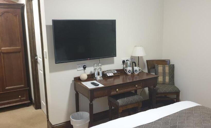 חדר סטנדרט מותאם לאדם עם מוגבלויות, The Flying Bull Inn