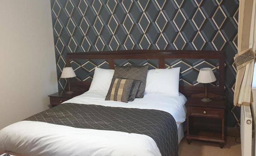 חדר סטנדרט מותאם לאדם עם מוגבלויות, The Flying Bull Inn