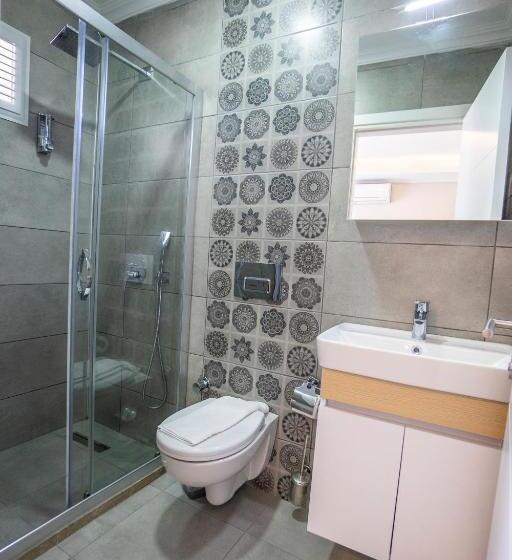 Standard Studio, M2 Otel