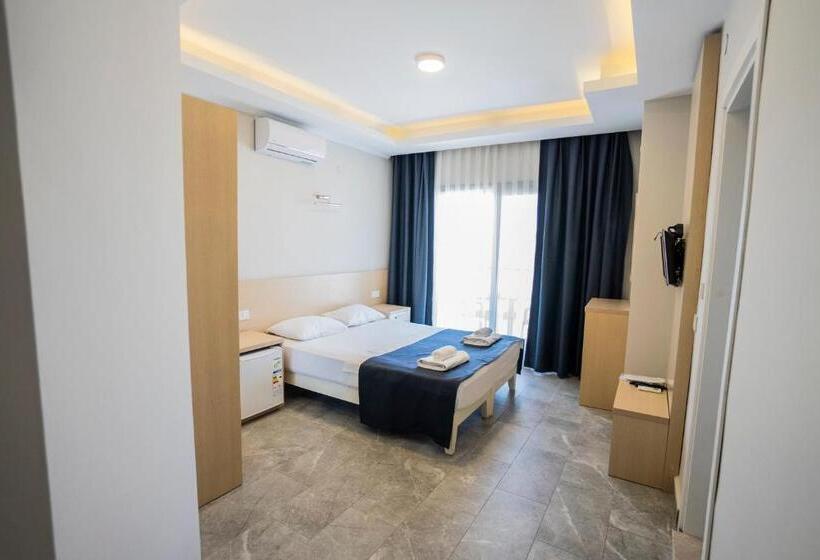 Standardrum Havsutsikt med Balkong, M2 Otel