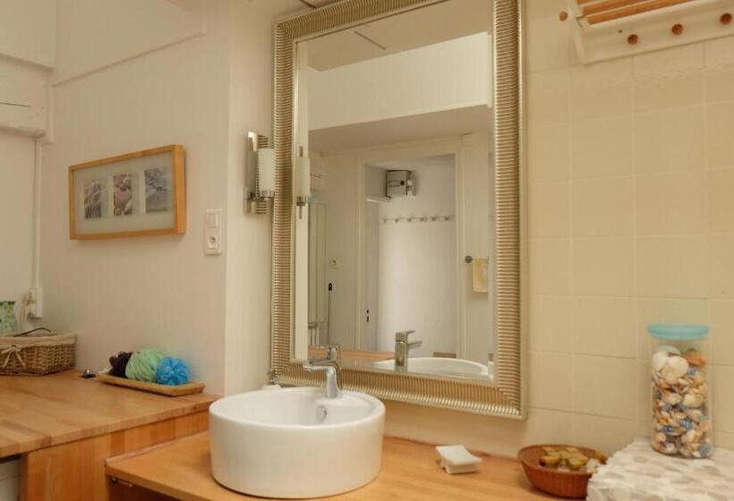 ２ベッドスイートルーム, B&b Le Patio En Ville   Chambres D Hôtes