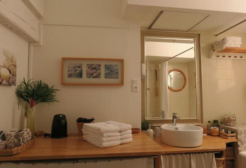 Люкс 2 Спальни, B&b Le Patio En Ville   Chambres D Hôtes
