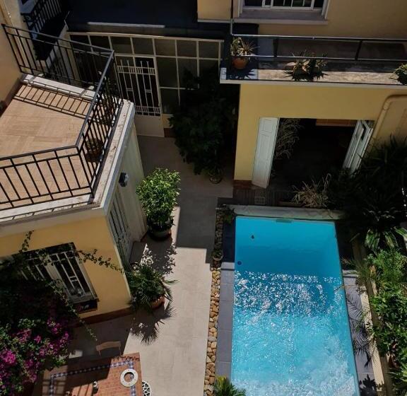 ２ベッドスイートルーム, B&b Le Patio En Ville   Chambres D Hôtes