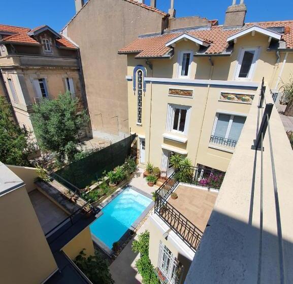 ２ベッドスイートルーム, B&b Le Patio En Ville   Chambres D Hôtes