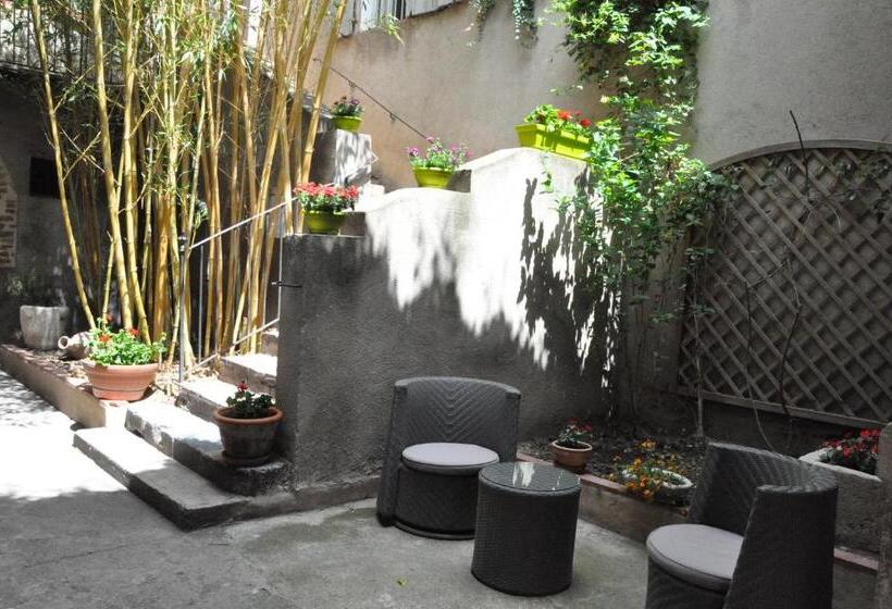 Номер Стандарт, La Tour Du Terroir