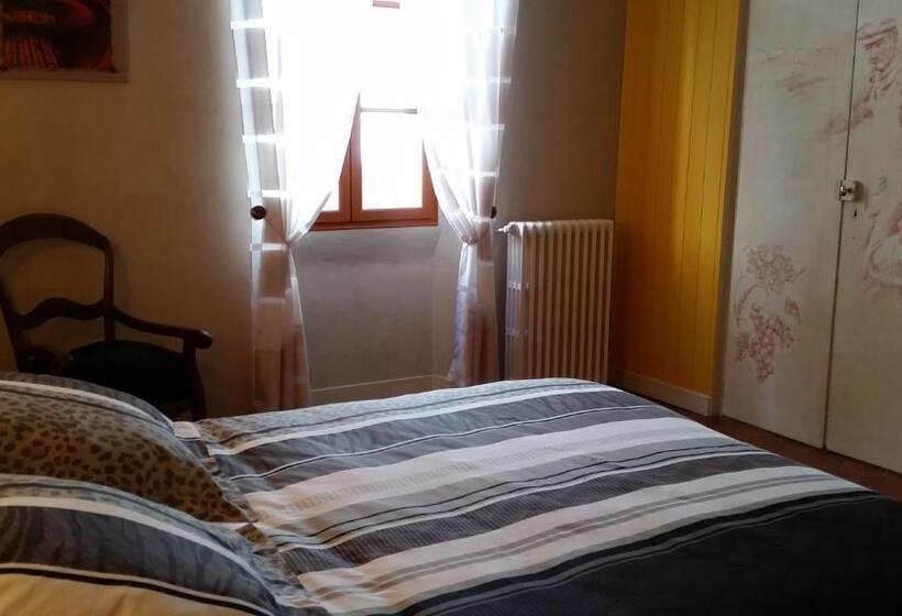 Номер Стандарт, La Tour Du Terroir