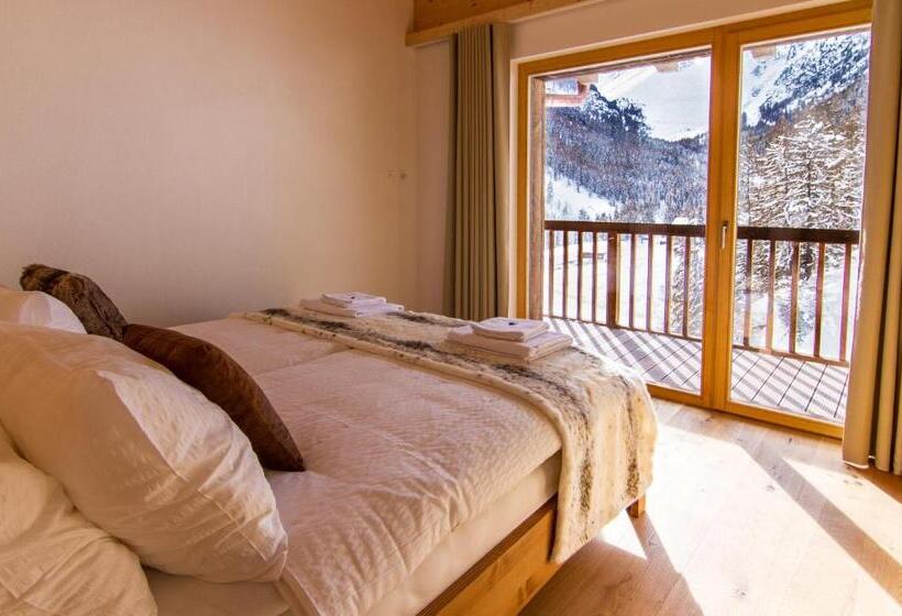 Апартаменты 4 Спальни, Chalet Les Rahâs By Mrs Miggins