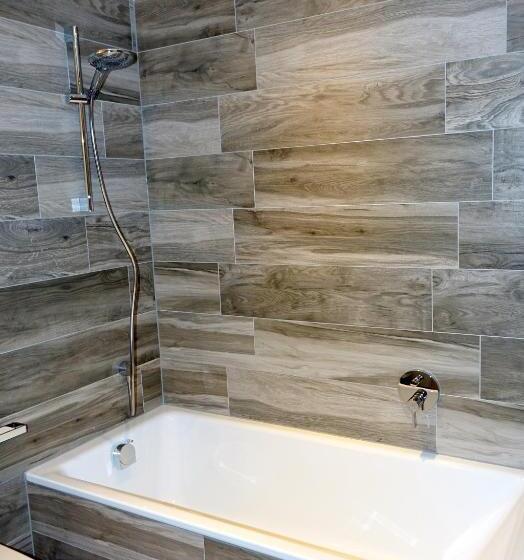 דירת דלוקס 2 חדרי שינה עם ג'קוזי, Chalet Les Rahâs By Mrs Miggins