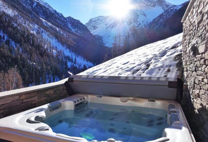 דירת דלוקס 3 חדרי שינה, Chalet Les Rahâs By Mrs Miggins